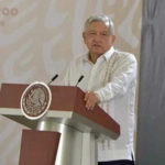 Inicia AMLO gira por el sureste con medidas de Sana Distancia