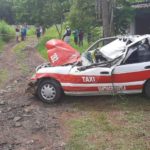 Taxista muere tras chocar contra autobús en la Costera del Golfo