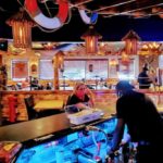 Mesera recibe super propina de 40mil pesos y el restaurante no le entrega nada