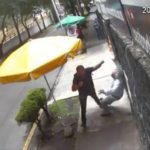 Detienen a #LordBanqueta, viral por agredir a transeúntes