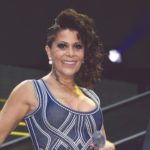 Alejandra Guzmán presume cuerpo en bikini a sus 53 años