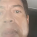 Sujetos con armas largas detuvieron y le apuntaron a Mario Delgado en Tamaulipas