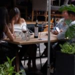 Mesera se enoja porque le dejaron propina de 200 pesos por una cuenta de 7 mil pesos