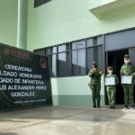 Sedena cumple sueño de niño de 12 años en ceremonia “Soldado por un día”, en Veracruz